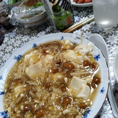 きのこが好きなので作りました。豆腐がくずれてしまったけど絹ごしなのでとろとろで美味しかったです。ありがとうございます。